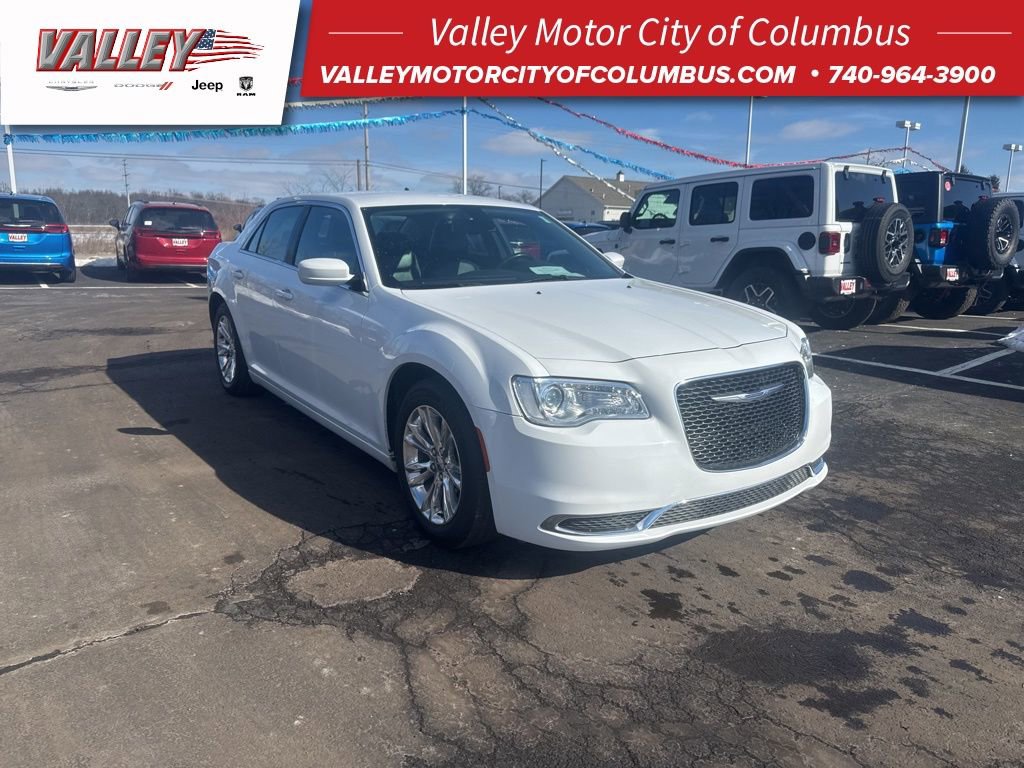 Used 2020 Chrysler 300 Touring L w/ Quick Order Package 2EF image 1