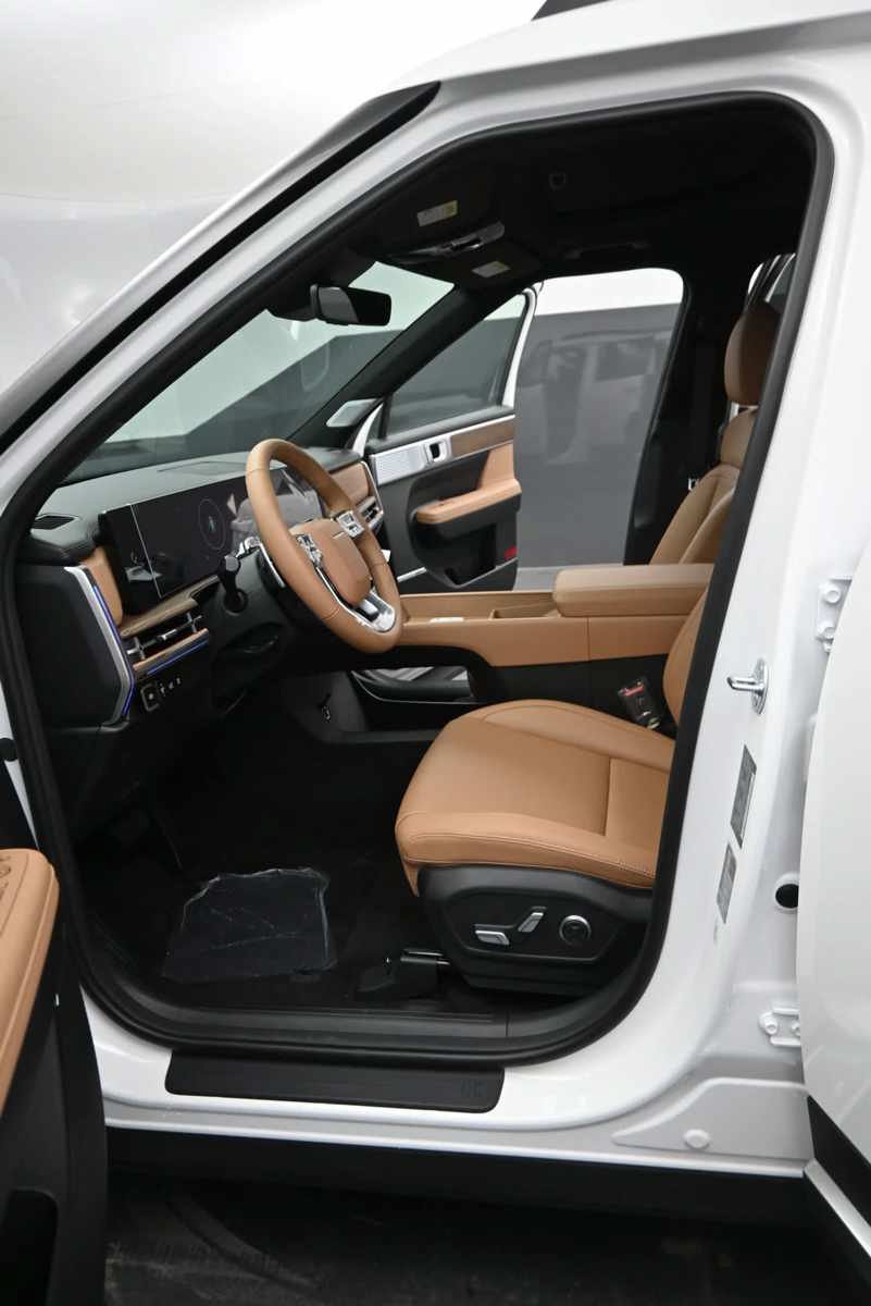New 2026 Hyundai Santa Fe Limited AWD/4WD image 16