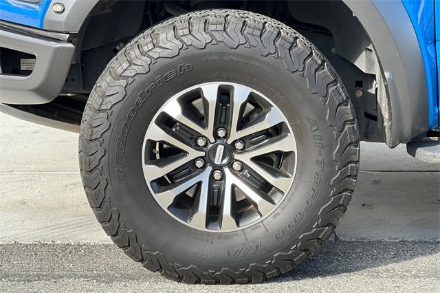 Used 2020 Ford F150 Raptor w/ Equipment Group 802A Luxury image 32