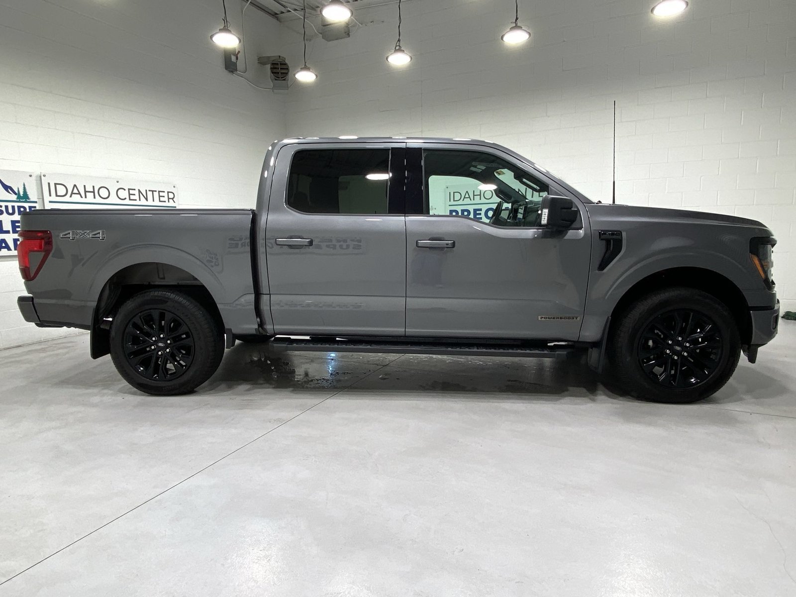 Used 2025 Ford F150 XLT w/ Equipment Group 302A MID AWD/4WD image 9