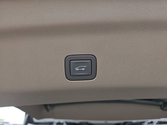 New 2026 GMC Yukon Denali w/ Denali Reserve Package AWD/4WD image 22