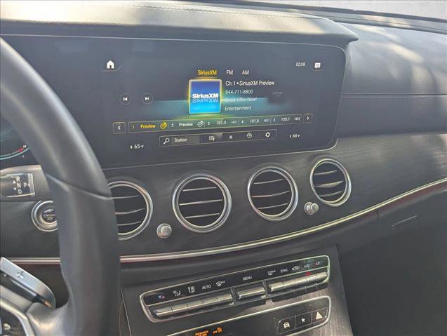 Used 2022 Mercedes-Benz E 350 Sedan image 7