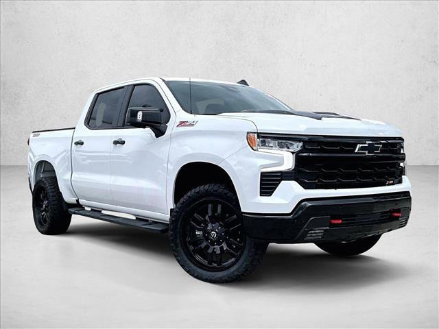 Used 2025 Chevrolet Silverado 1500 LT Trail Boss w/ Convenience Package II image 12