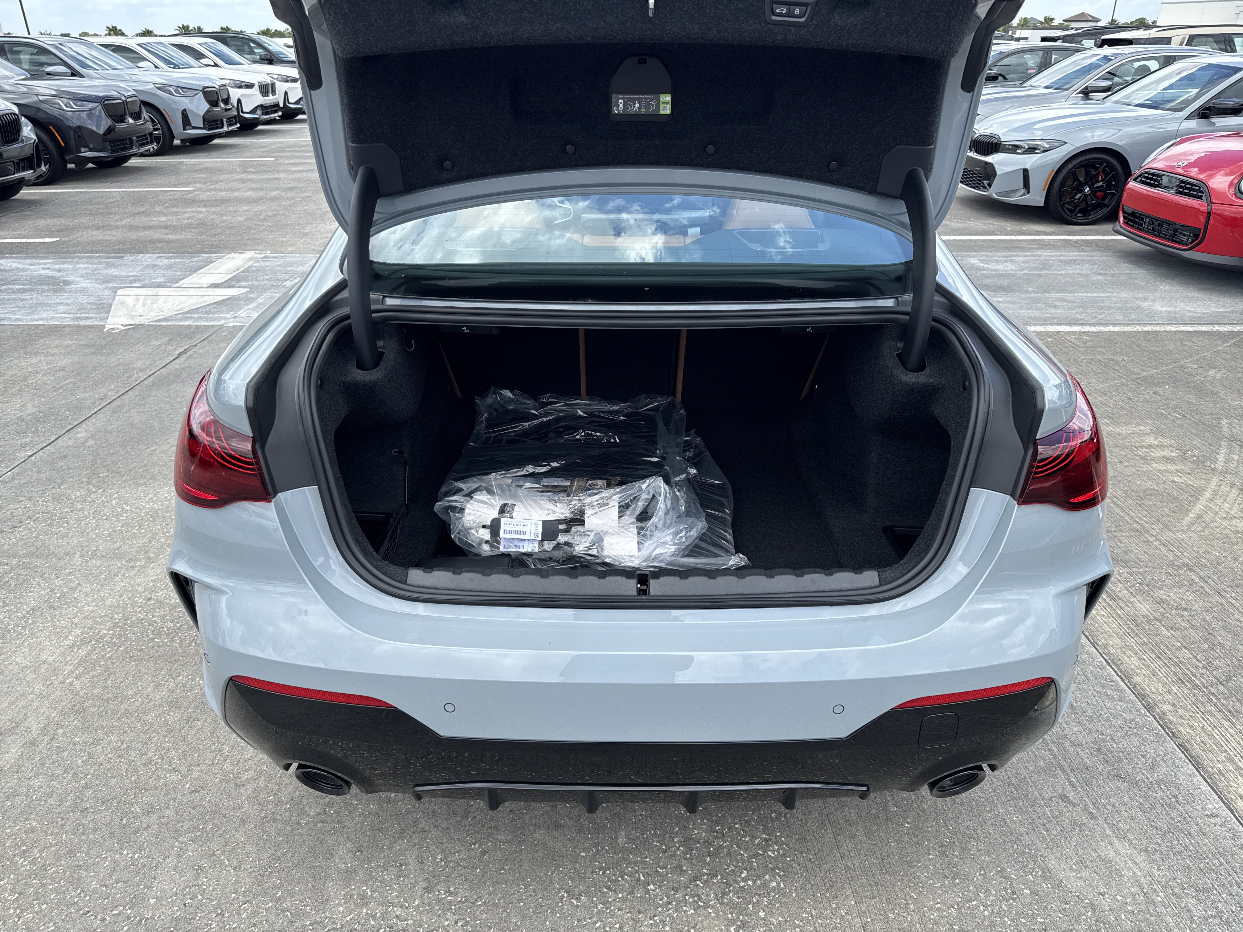 New 2027 BMW 430i Coupe w/ M Sport Package RWD image 11