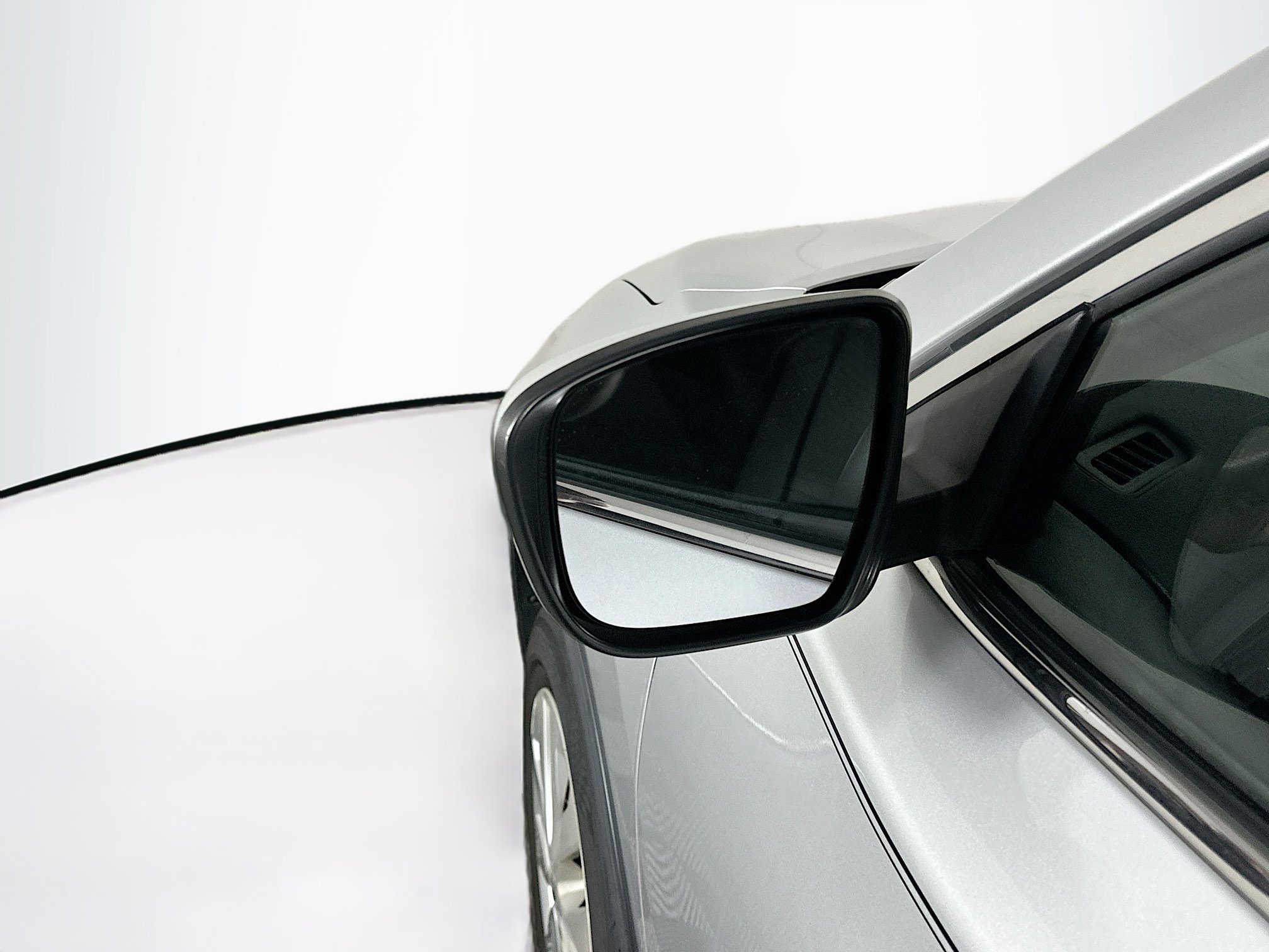 Used 2019 Nissan Rogue S FWD image 16