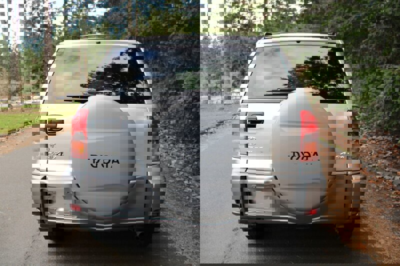 Used 2002 Toyota RAV4 4WD image 10