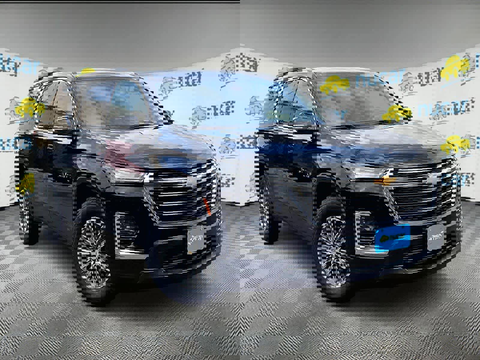 Used 2023 Chevrolet Traverse LT