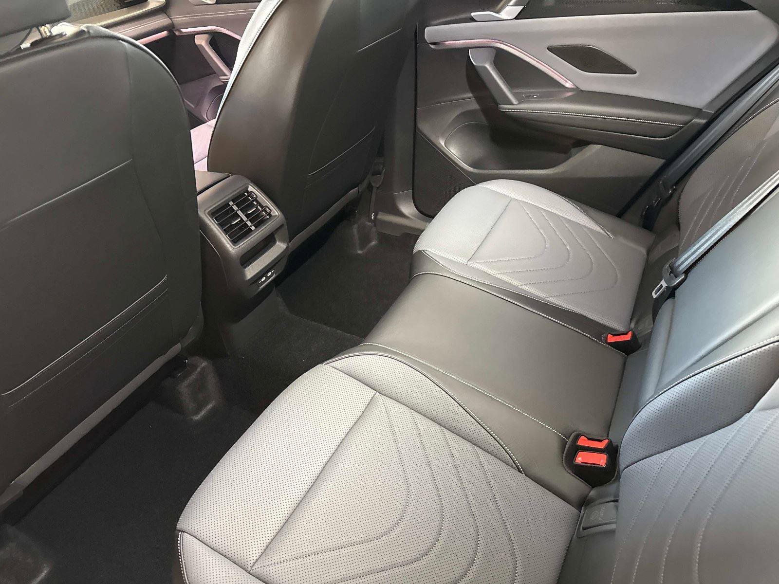 New 2026 Volkswagen Tiguan SE image 14