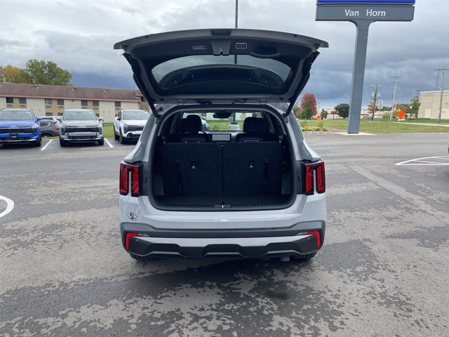 Certified 2025 Kia Sorento SX image 15