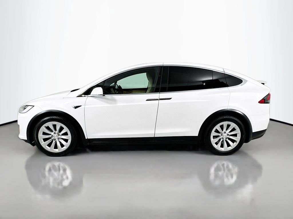 Used 2020 Tesla Model X Long Range image 10