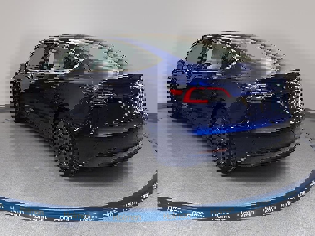 Used 2018 Tesla Model 3 Long Range image 8