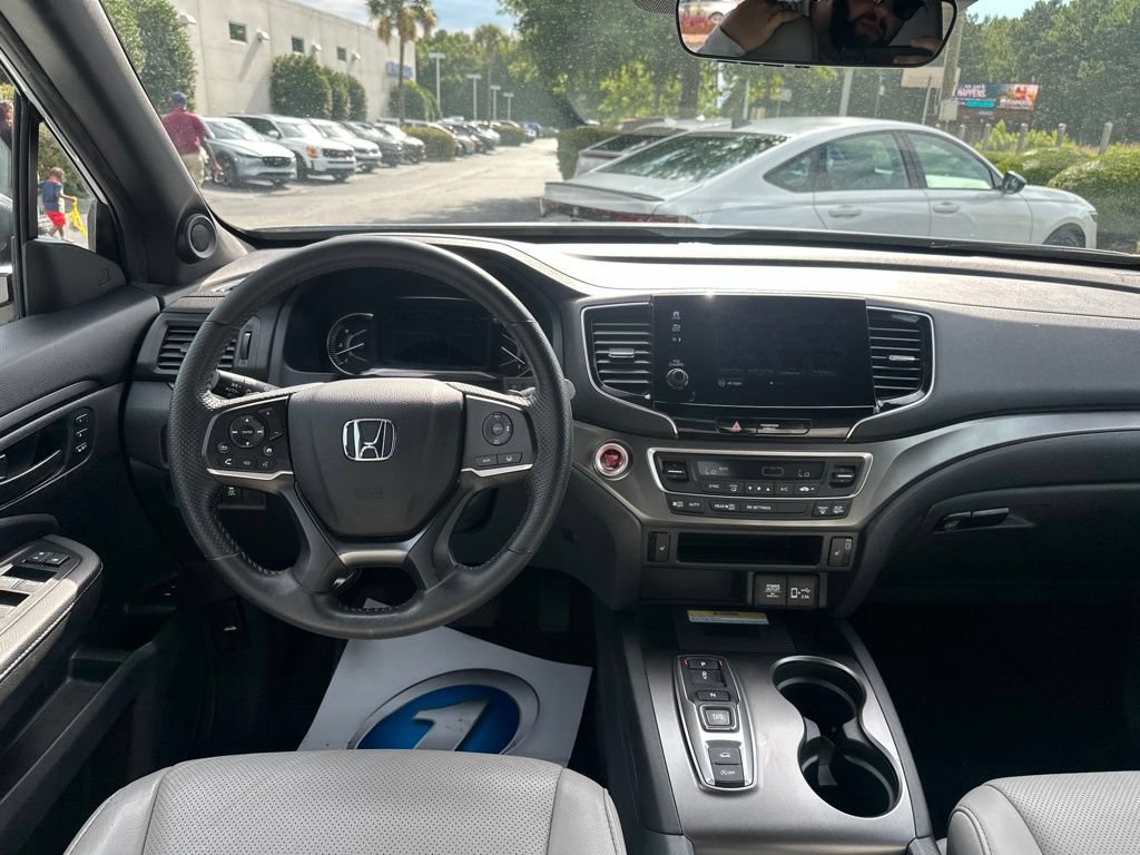 Used 2023 Honda Passport EX-L image 17