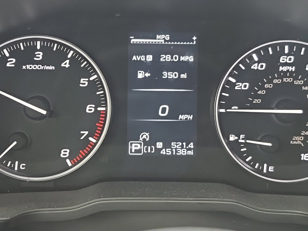 Used 2025 Subaru Crosstrek 2.5i Premium AWD/4WD image 9