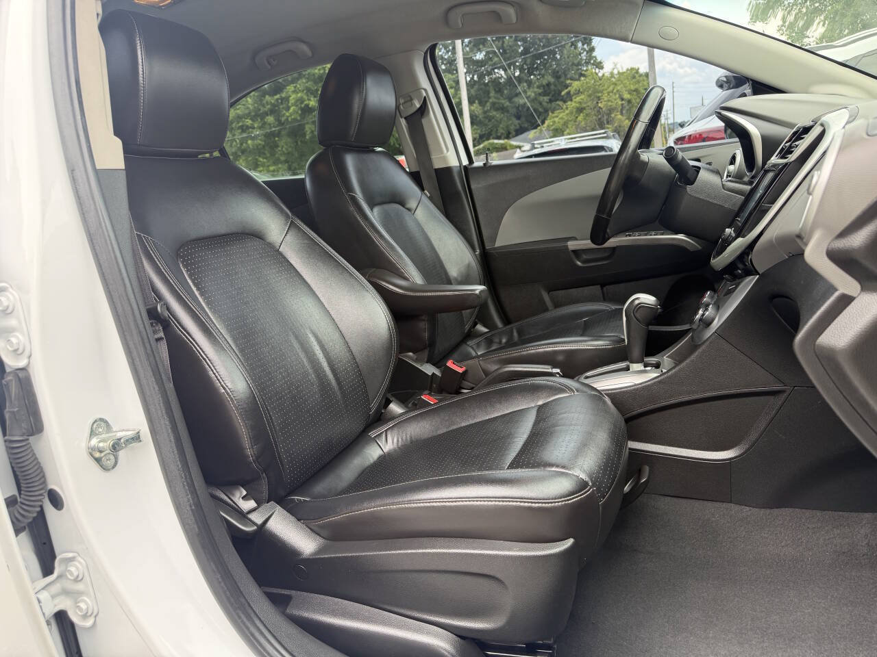 Used 2017 Chevrolet Sonic Premier FWD image 14