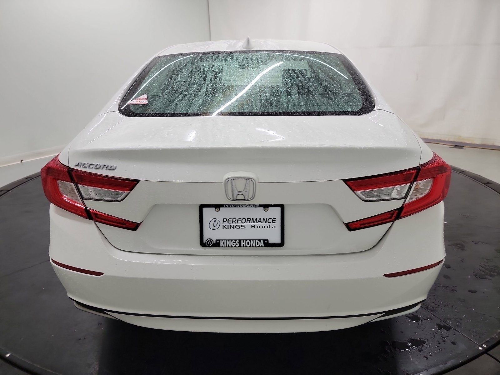 Used 2018 Honda Accord EX image 8