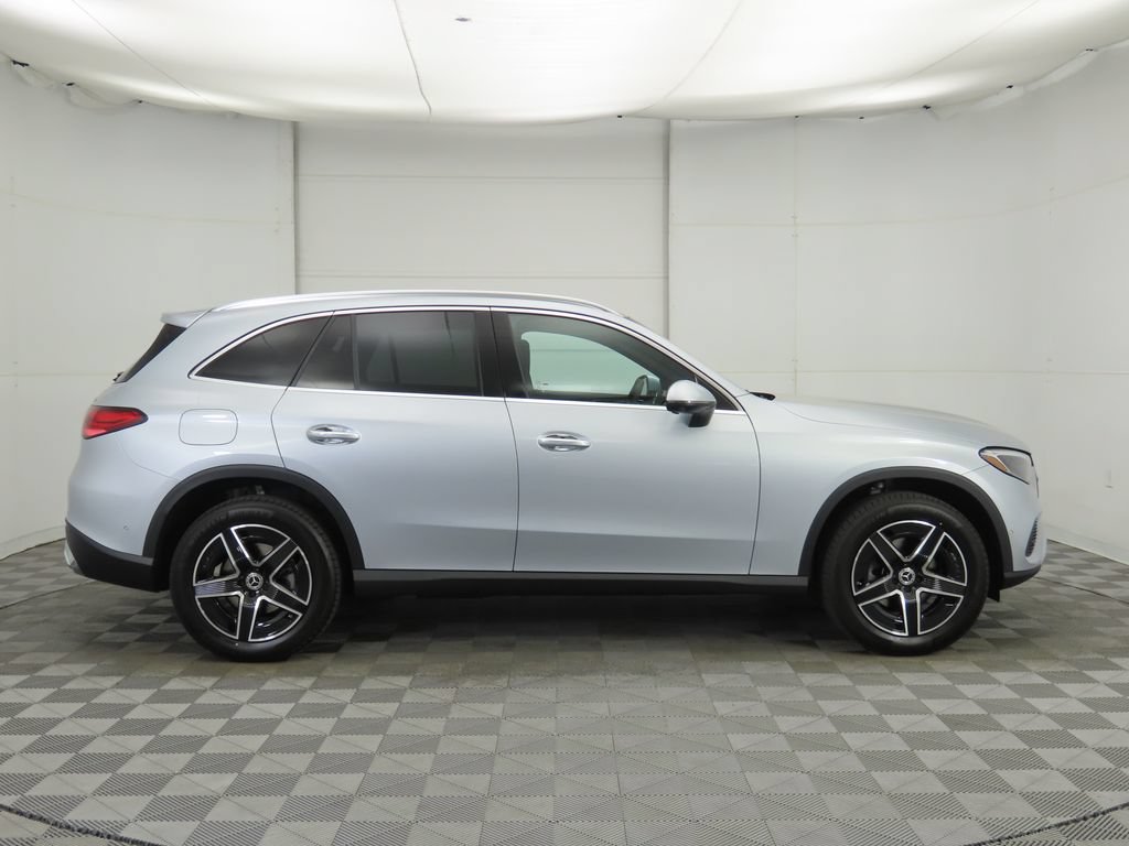 Certified 2026 Mercedes-Benz GLC 300 4MATIC image 4