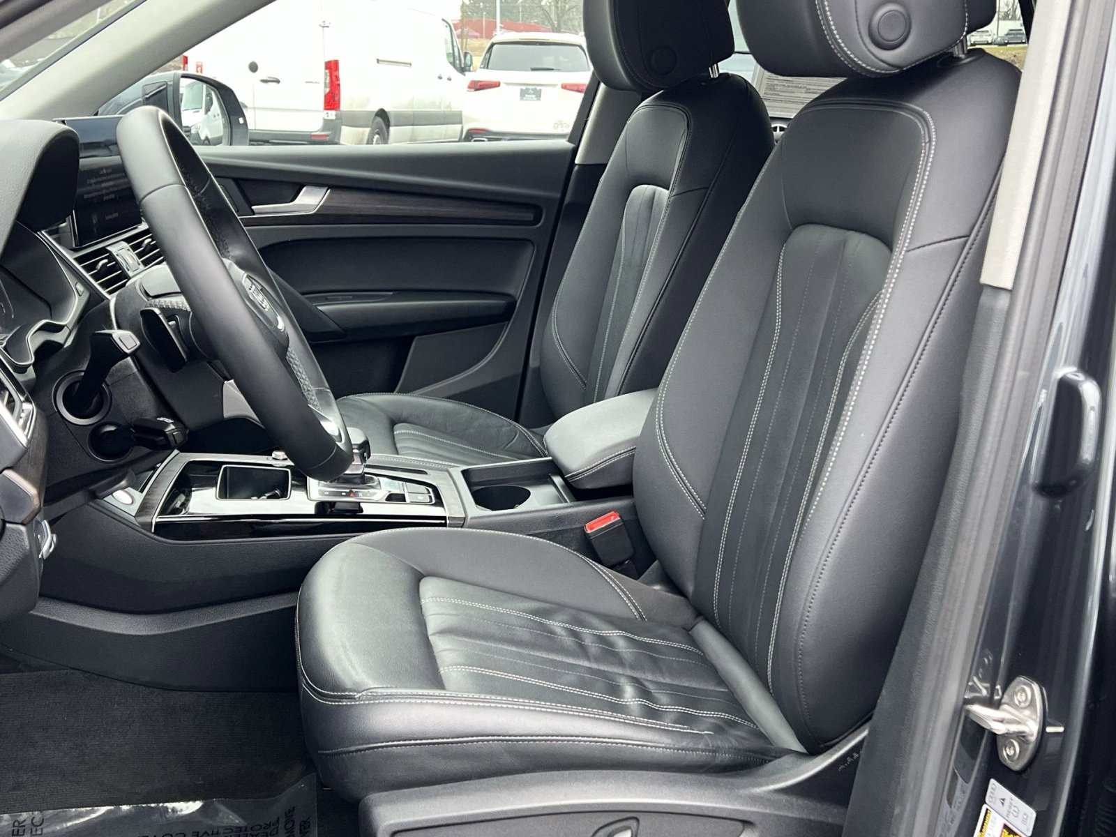 Used 2023 Audi Q5 2.0T Premium w/ Convenience Package AWD/4WD image 11