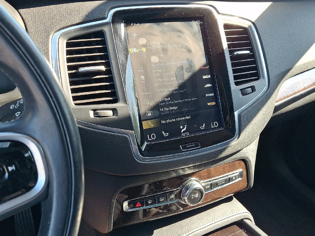 Used 2019 Volvo XC90 T6 Momentum AWD/4WD image 21