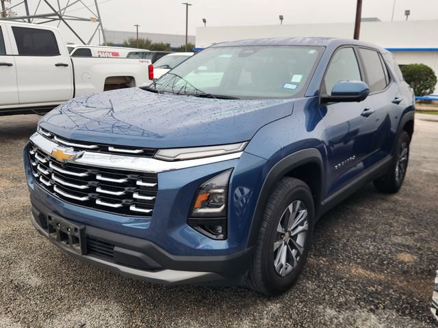 Used 2025 Chevrolet Equinox LT w/ Safety and Technology Package image 3