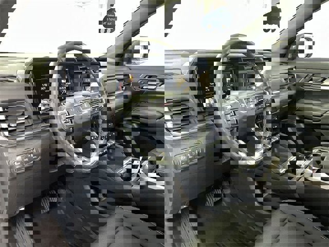 Used 2025 GMC Terrain Elevation w/ Elevation Premium Package image 10