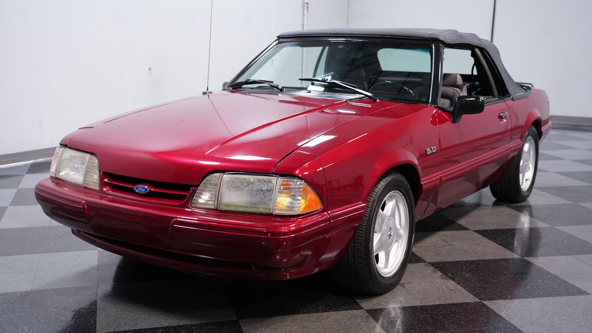 Used 1993 Ford Mustang LX RWD image 17
