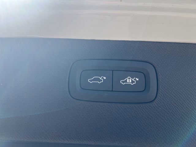 New 2026 Volvo XC90 B5 Core image 28