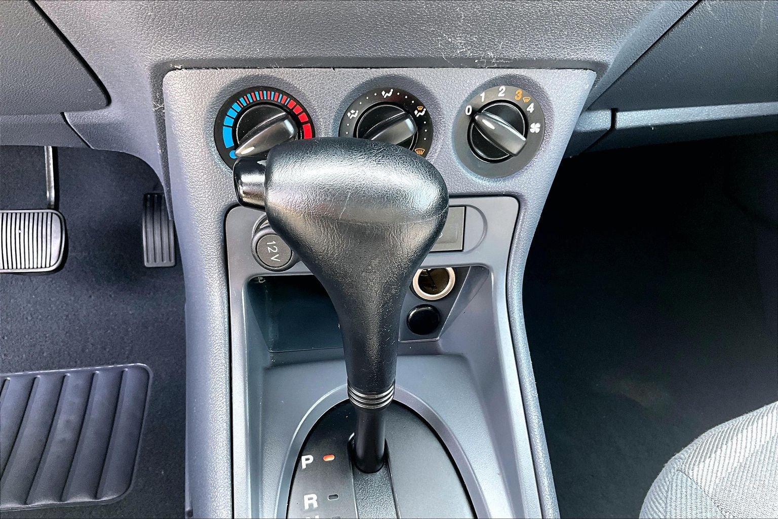 Used 2012 Ford Transit Connect XL FWD image 21