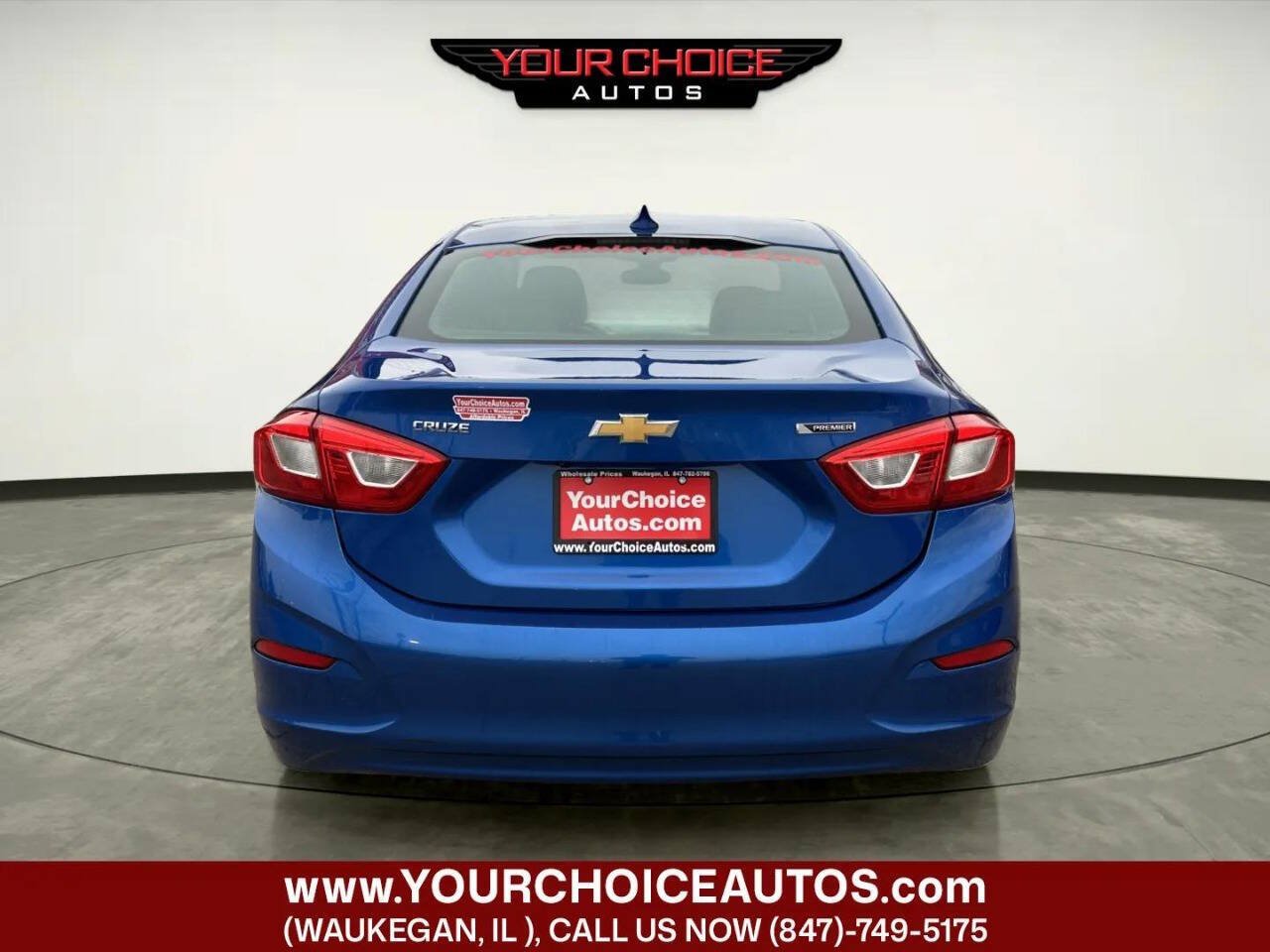 Used 2017 Chevrolet Cruze Premier FWD image 4