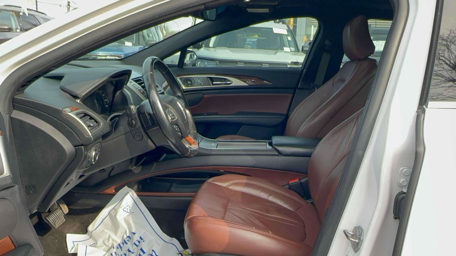 Used 2020 Lincoln MKZ Reserve w/ Elements Package image 17