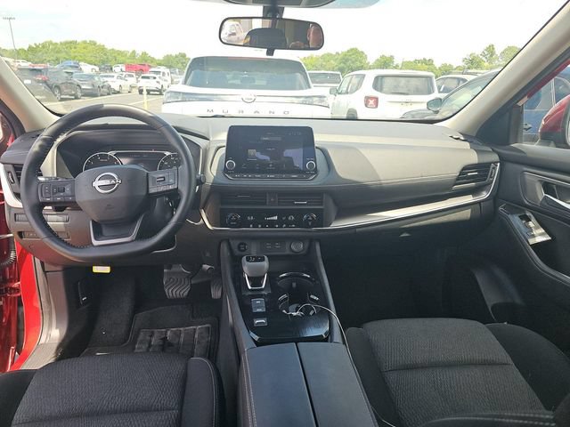 Used 2026 Nissan Rogue SV FWD image 6