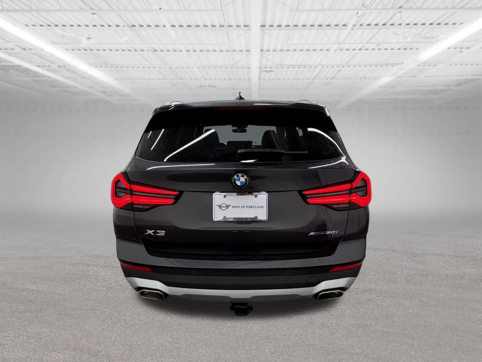 Used 2022 BMW X3 xDrive30i w/ Premium Package 2 AWD/4WD image 4