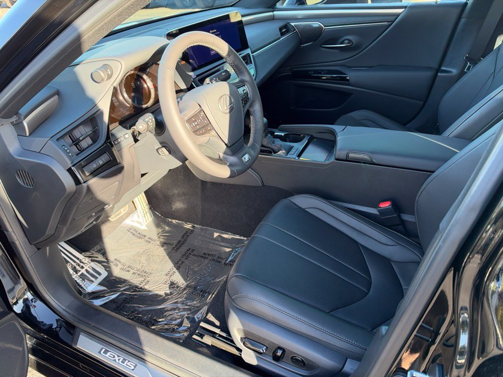 Certified 2024 Lexus ES 350 F Sport w/ Accessory Package (Z2) FWD image 48