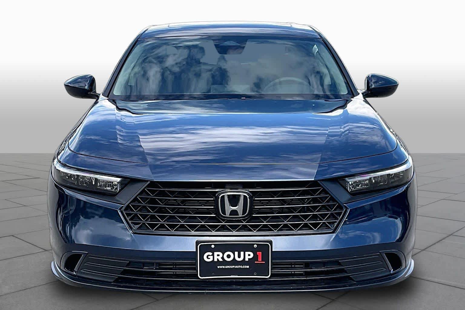 Used 2023 Honda Accord EX image 4