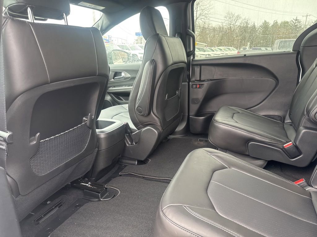 New 2026 Chrysler Voyager LX FWD image 20