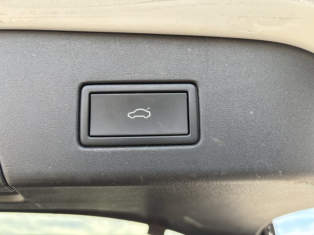 Used 2021 Volkswagen ID.4 1st Edition image 24