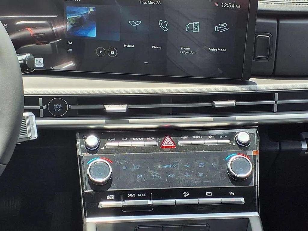 New 2026 Hyundai Santa Fe SEL FWD image 10