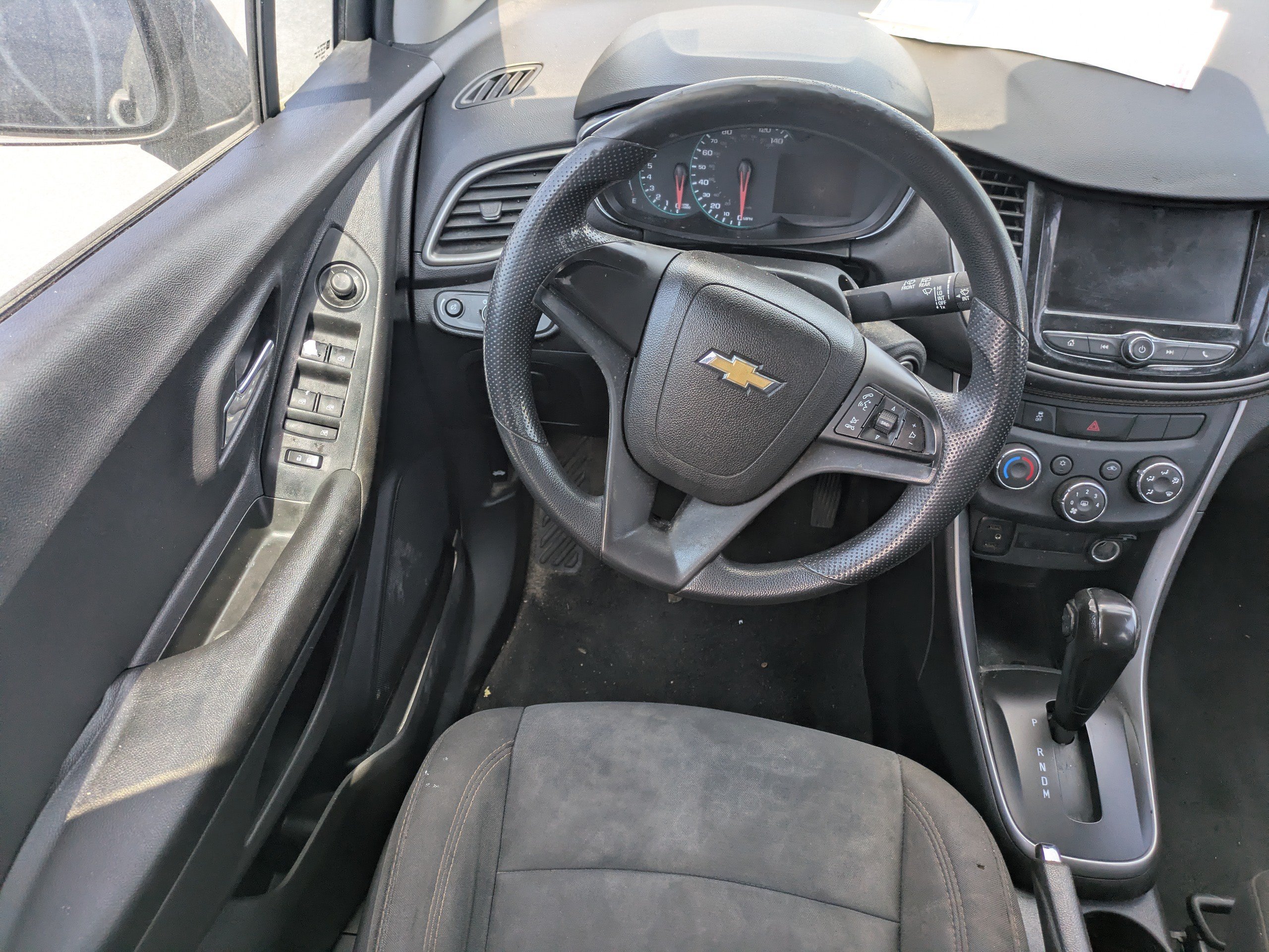 Used 2020 Chevrolet Trax LS FWD image 11