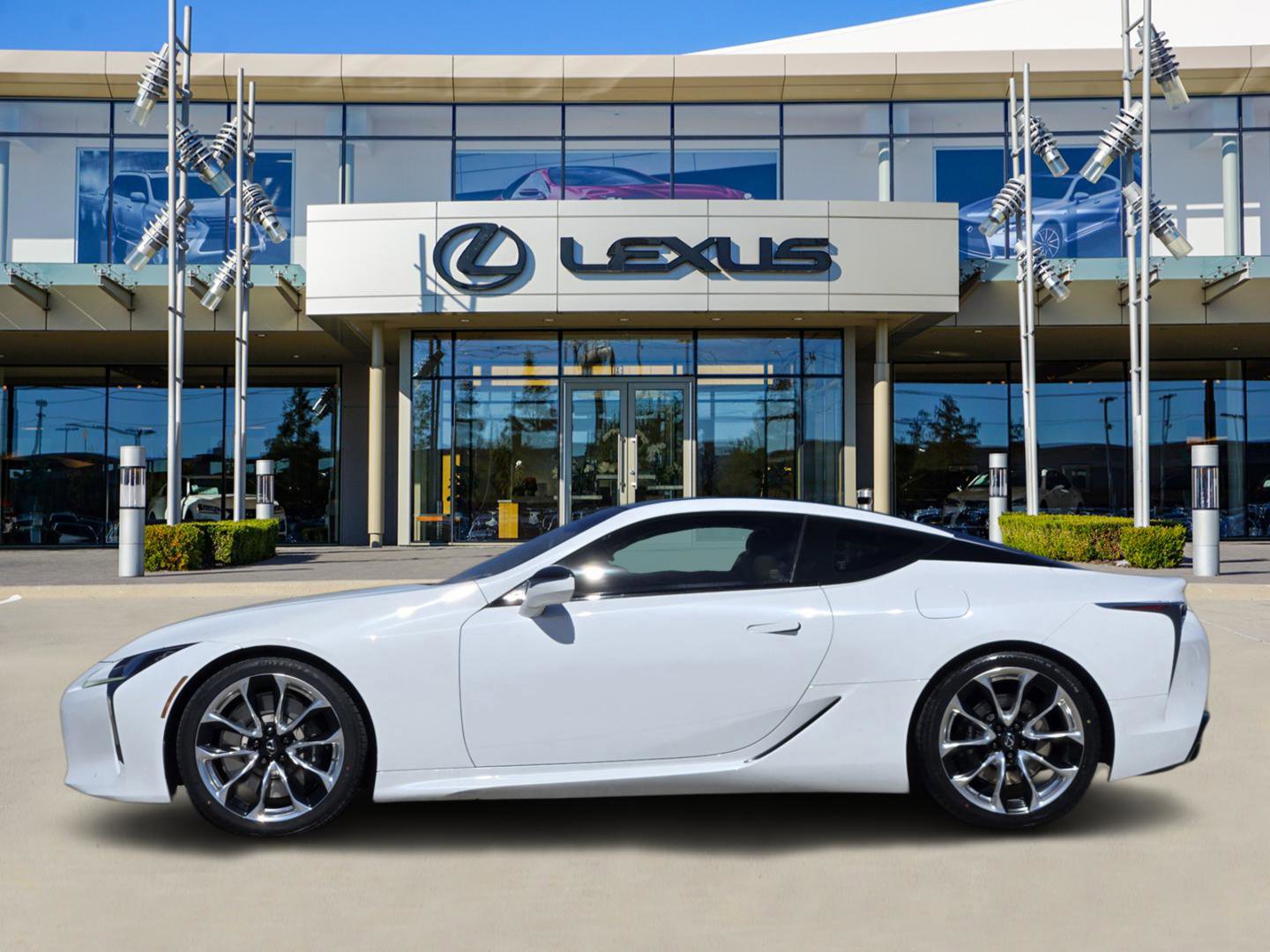 Used 2018 Lexus LC 500 Coupe image 3