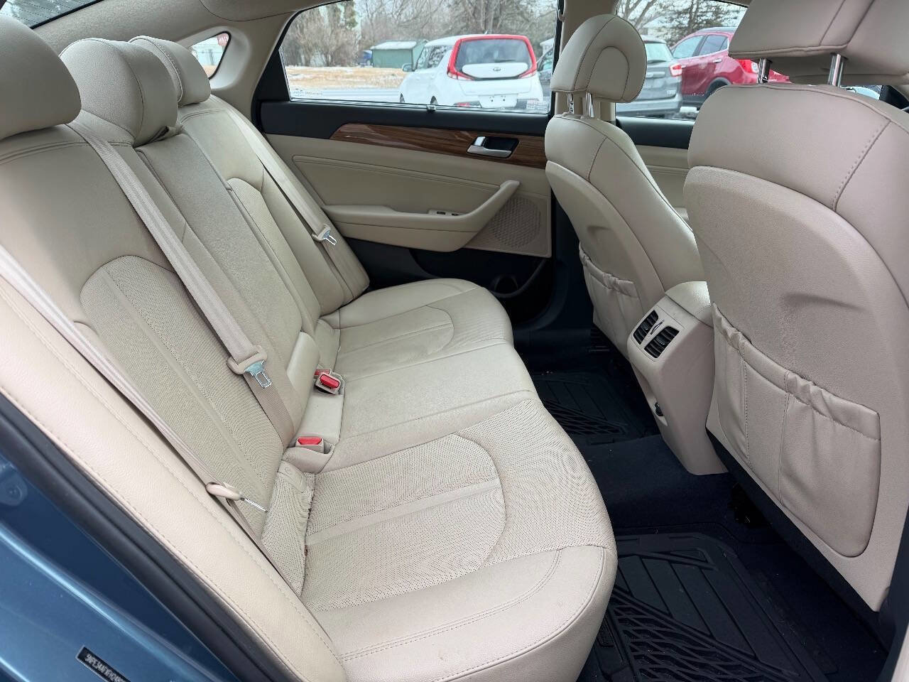 Used 2015 Hyundai Sonata Limited w/ Option Group 05 image 13