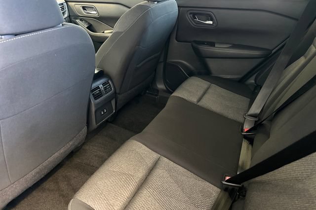 Used 2024 Nissan Rogue SV FWD image 14