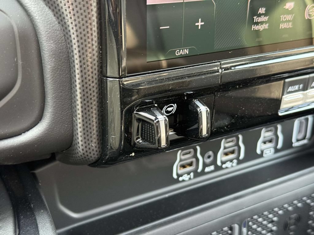 New 2026 RAM 3500 Limited AWD/4WD image 30