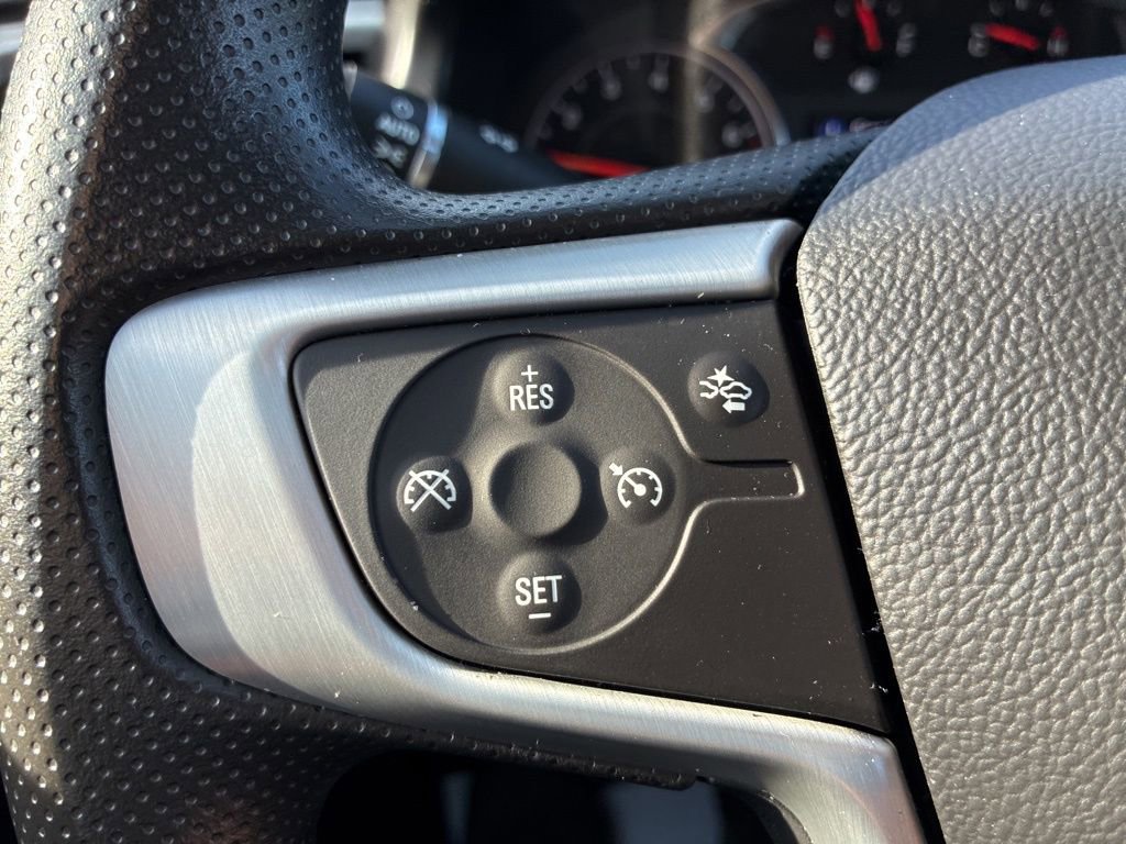 Used 2023 GMC Acadia SLE w/ Driver Convenience Package image 21