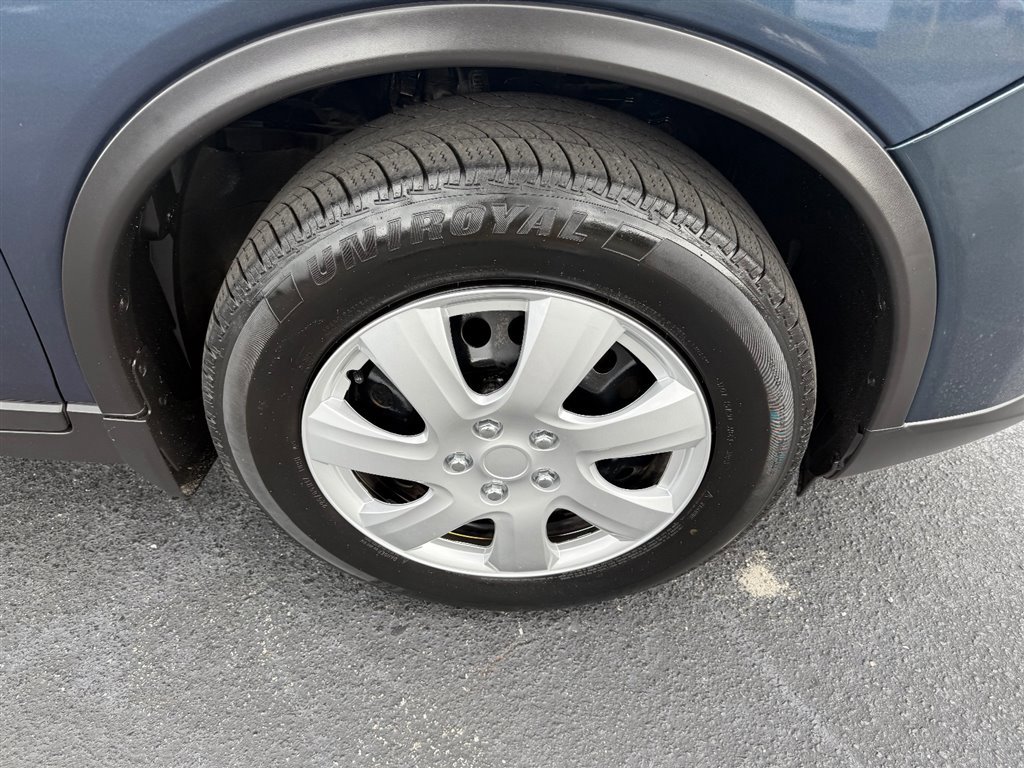 Used 2015 Nissan Rogue S image 8