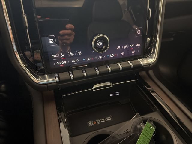 New 2026 GMC Yukon XL Denali w/ Sun & Power Step Package AWD/4WD image 46