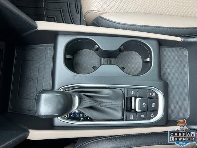 Used 2020 Hyundai Santa Fe Limited image 40