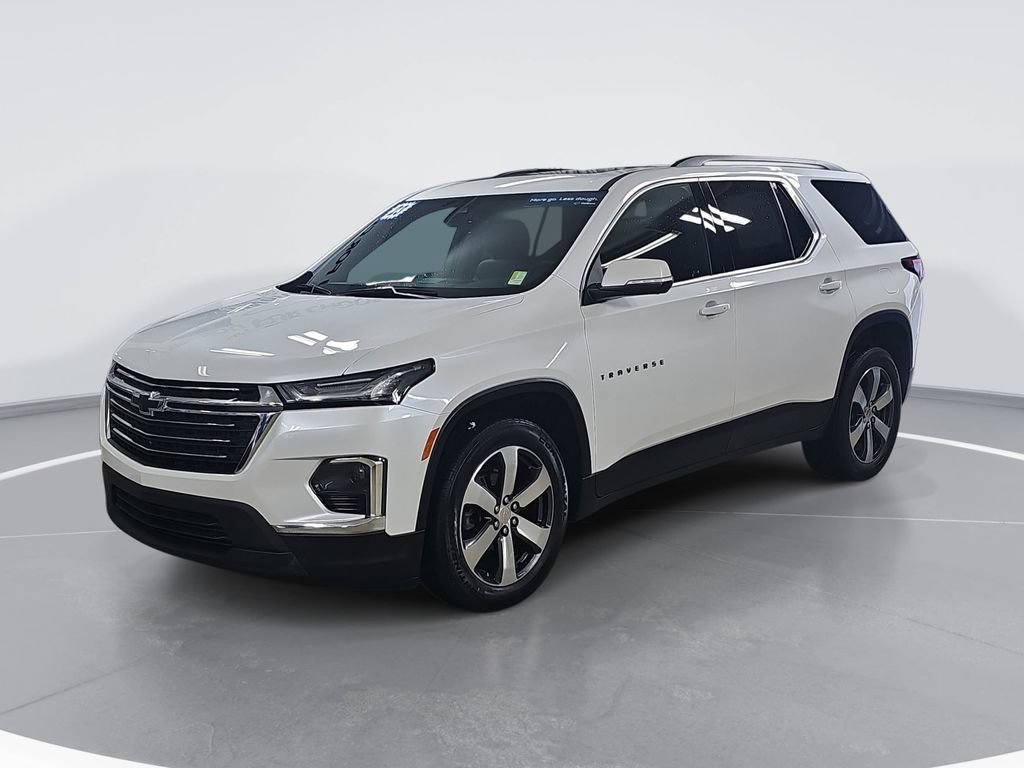 Used 2023 Chevrolet Traverse LT w/ LT Premium Package AWD/4WD image 9
