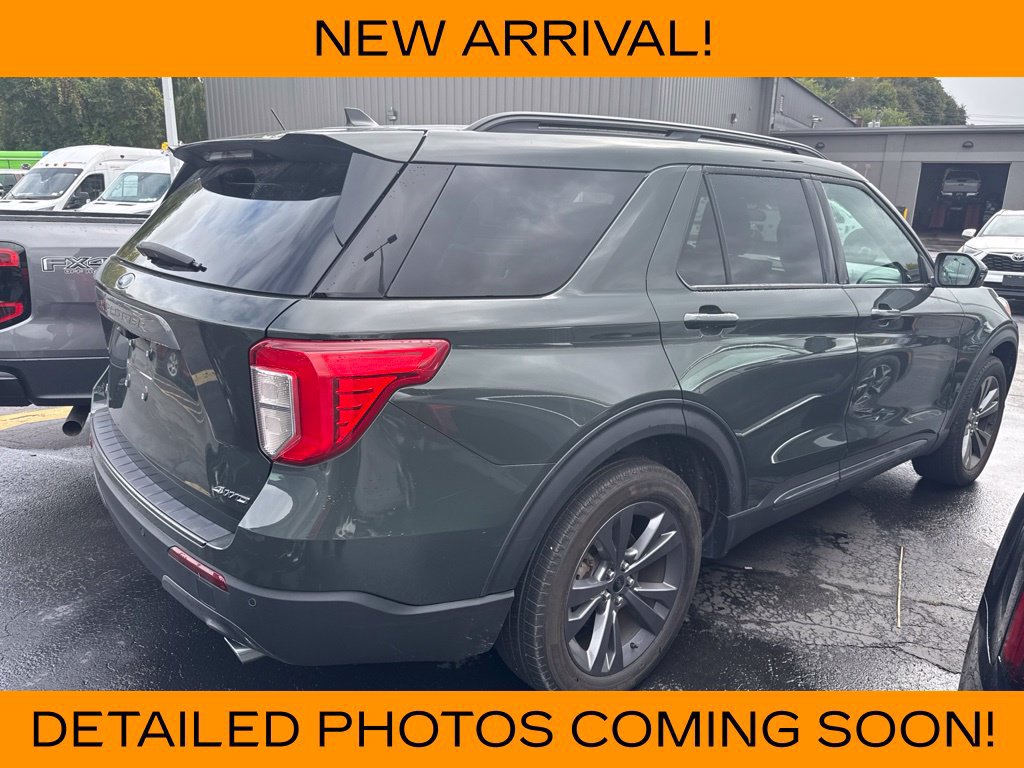 Certified 2024 Ford Explorer XLT w/ Equipment Group 202A AWD/4WD image 5