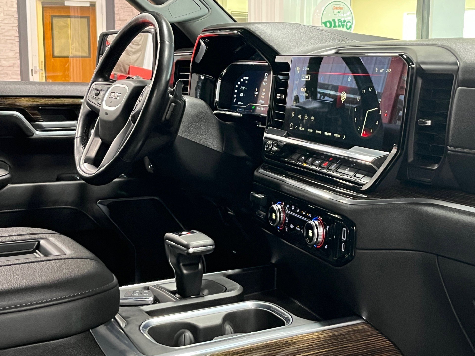 Certified 2022 GMC Sierra 1500 Elevation w/ X31 Off-Road Package image 10