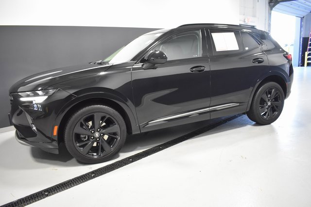 Used 2023 Buick Envision Preferred image 2