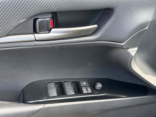 Used 2025 Toyota Camry SE FWD image 25